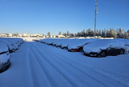 baksters-automasinu-parvietosana1